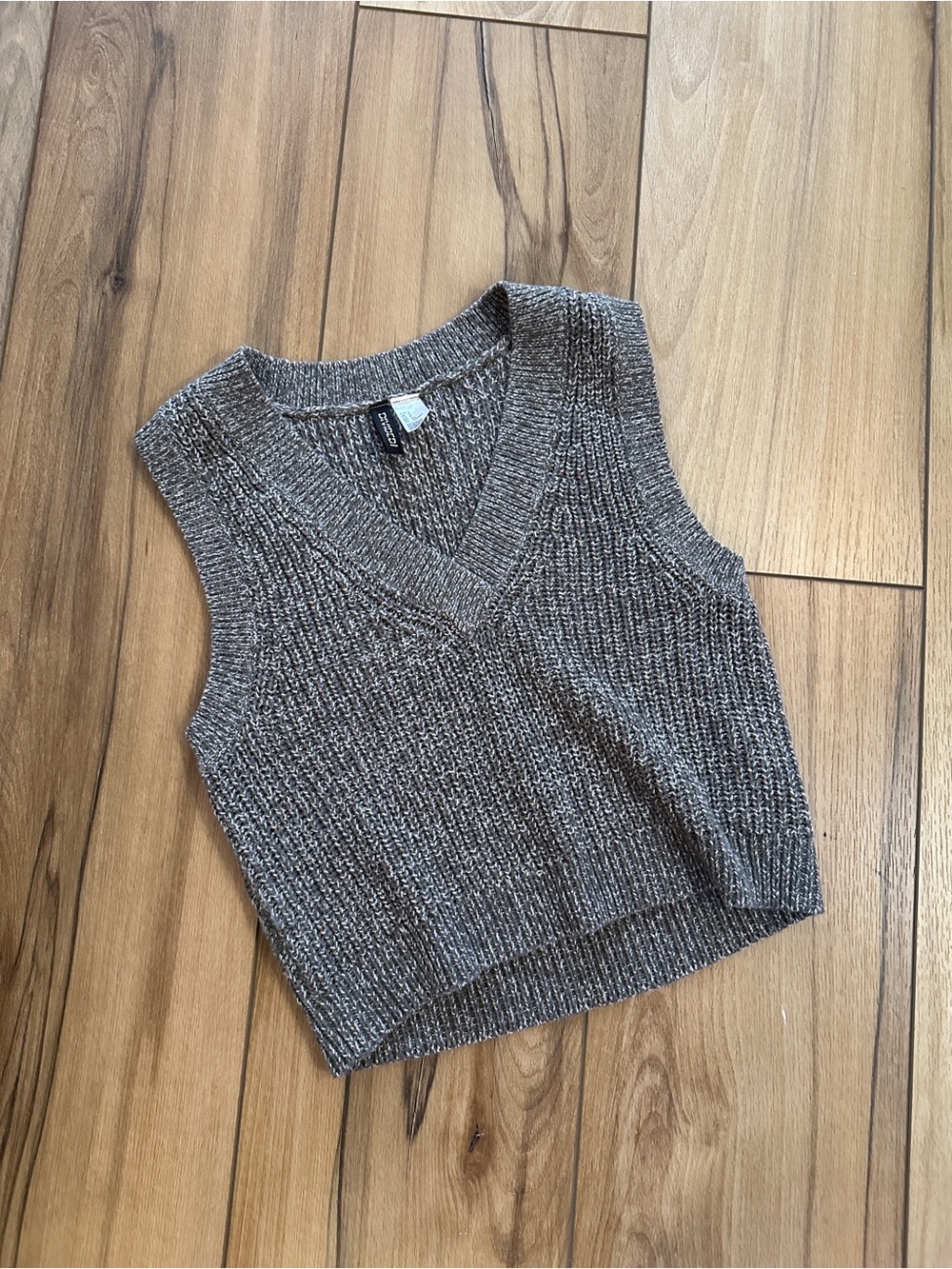 H&M Marled Gray V-Neck Knit Sweater Vest